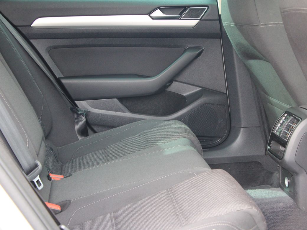 2017 Volkswagen Passat