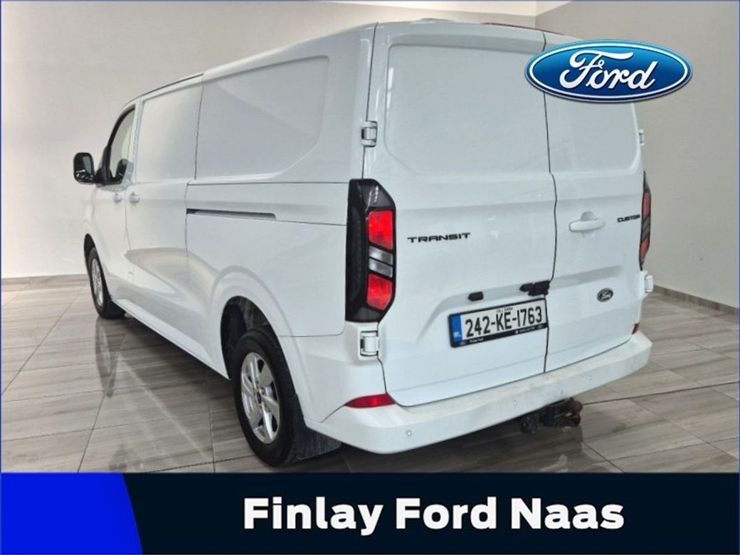 2024 Ford Transit Custom