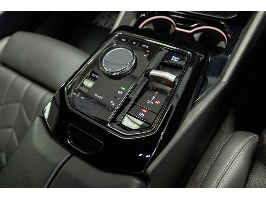2024 BMW i5