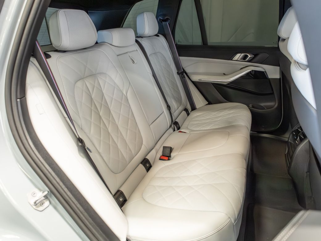 2023 BMW X5