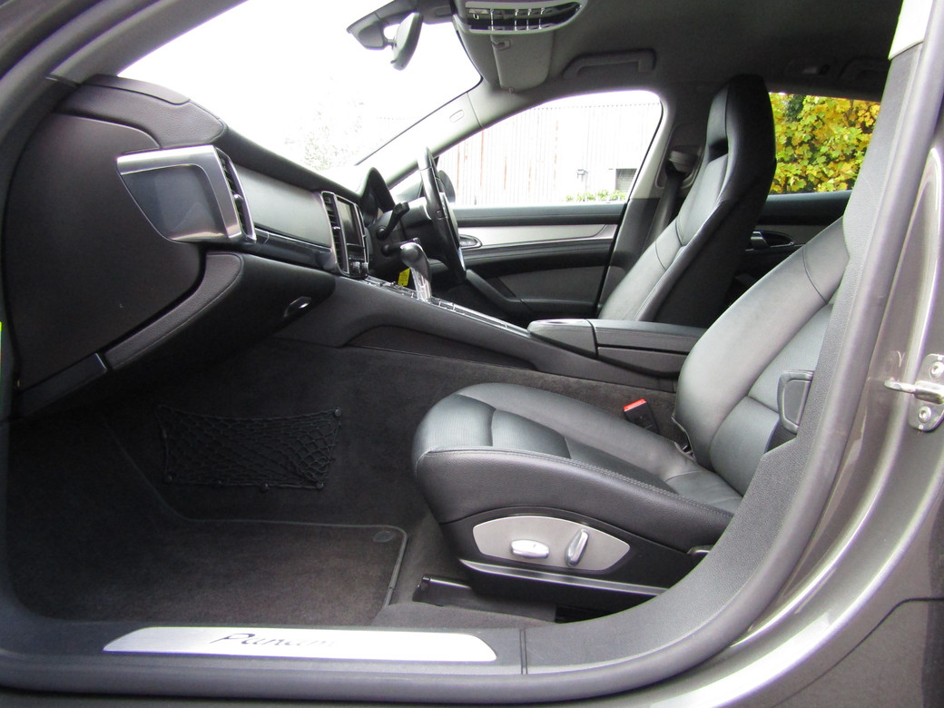 2014 Porsche Panamera