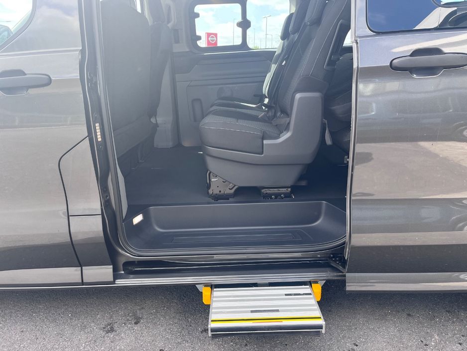 2026 Ford Tourneo Custom