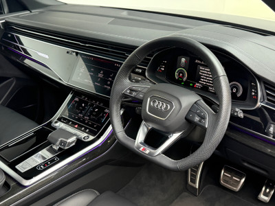 2025 Audi Q8