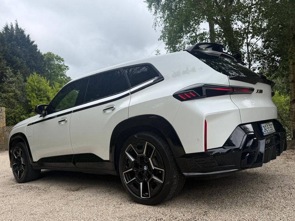 2024 BMW XM