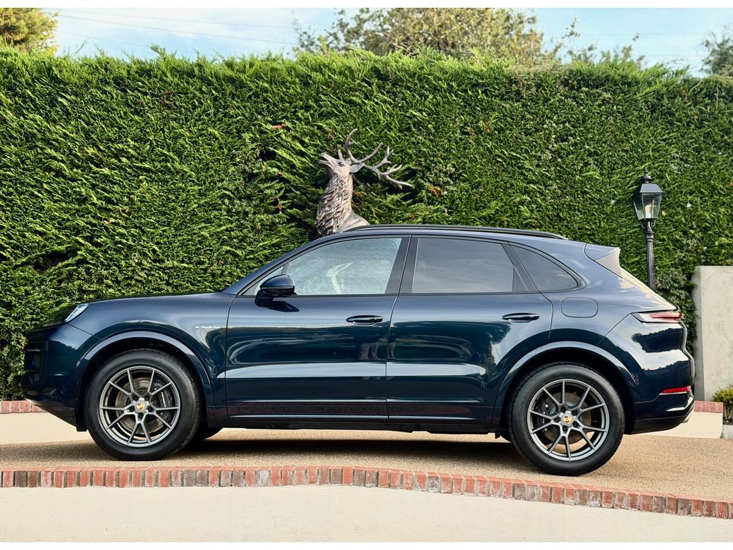 2024 Porsche Cayenne