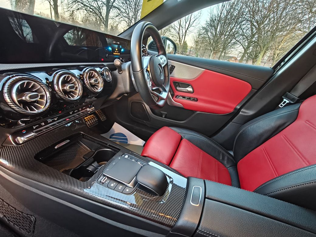 2020 Mercedes-Benz A 180