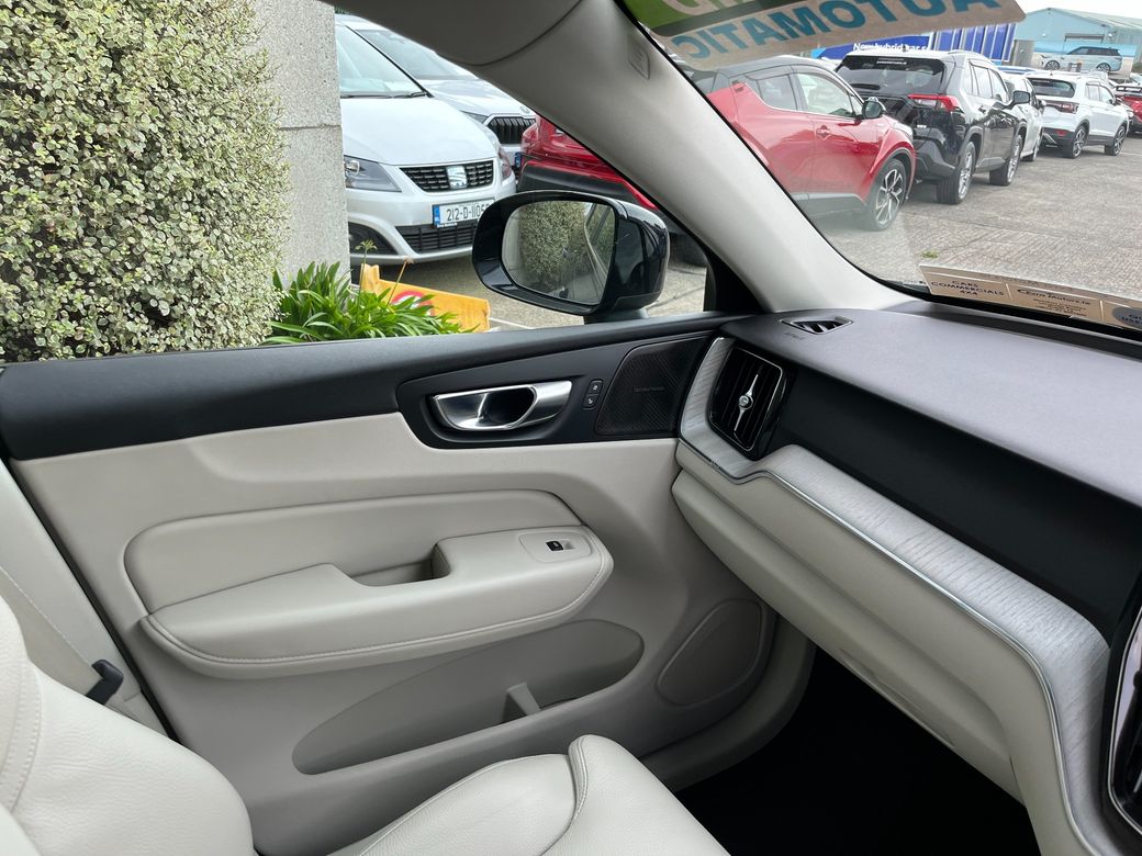 2024 Volvo XC60