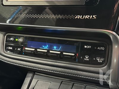2016 Toyota Auris