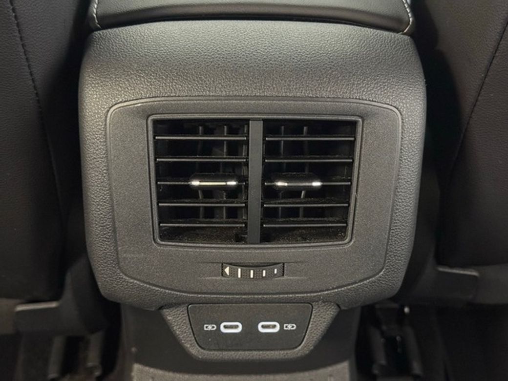 2023 Volkswagen T-Roc