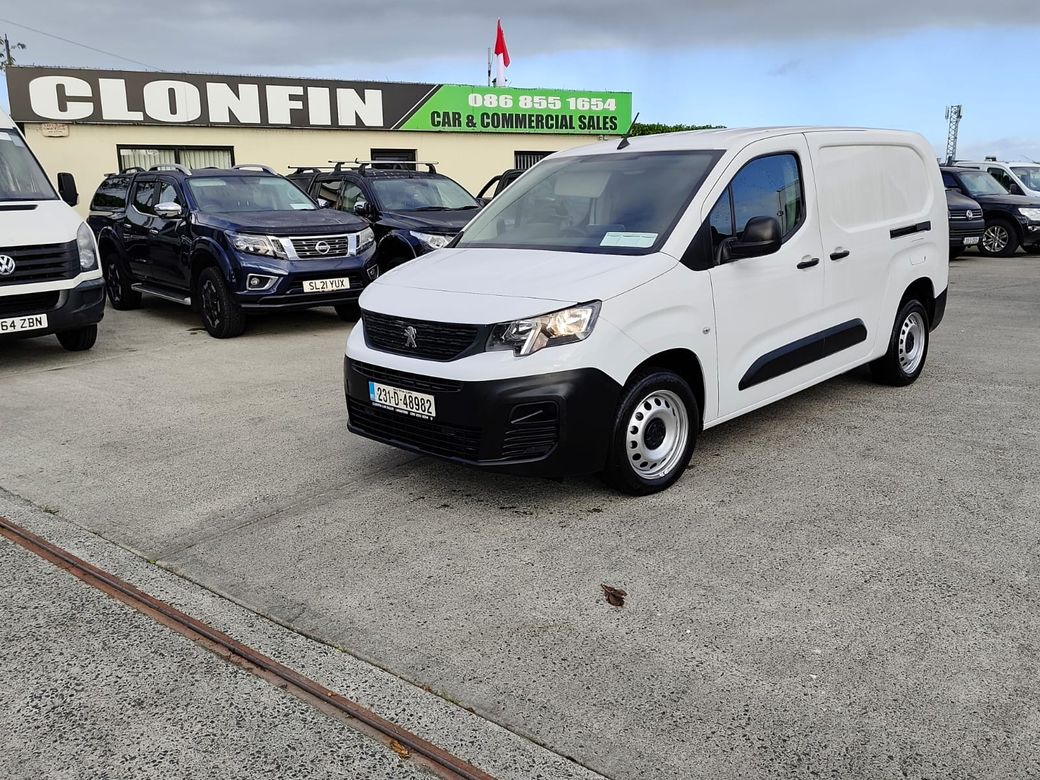 2023 Peugeot Partner