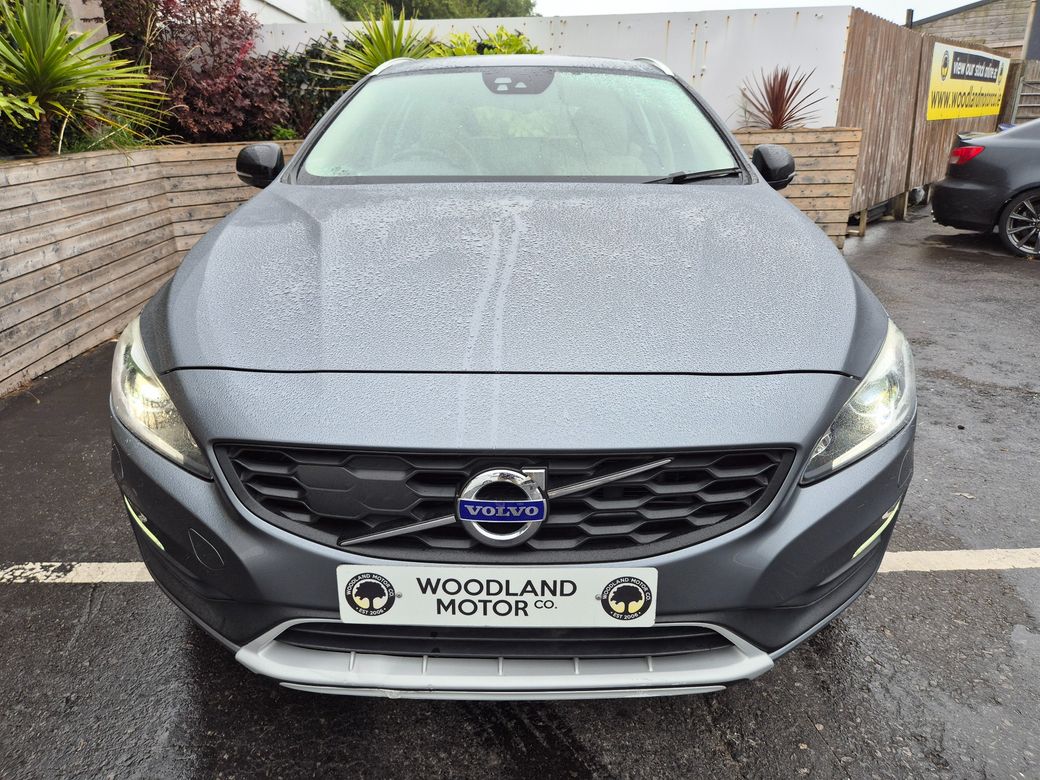 2017 Volvo V60 Cross Country