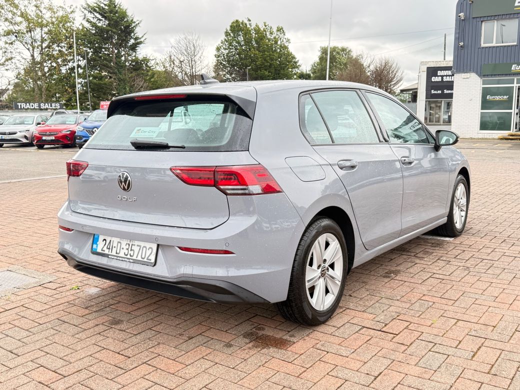 2024 Volkswagen Golf