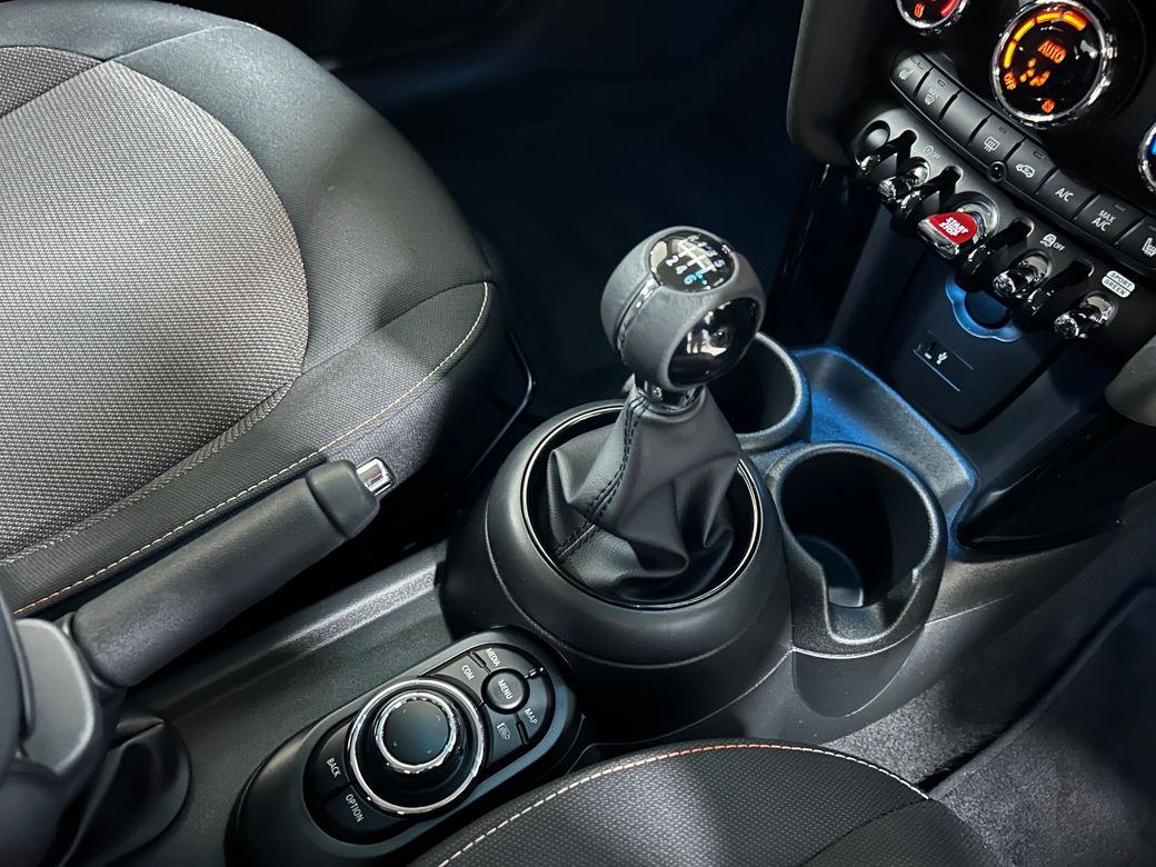 2024 Mini Hatch