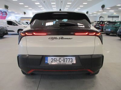 2025 Alfa Romeo Junior