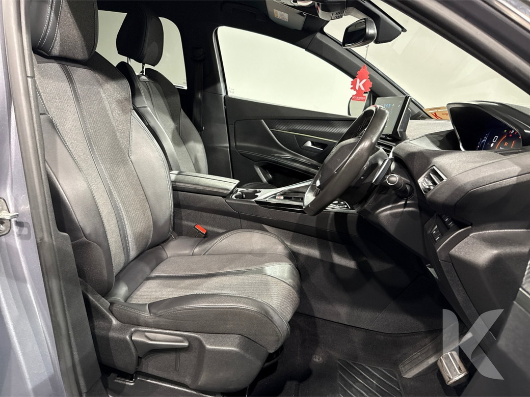 2024 Peugeot 5008