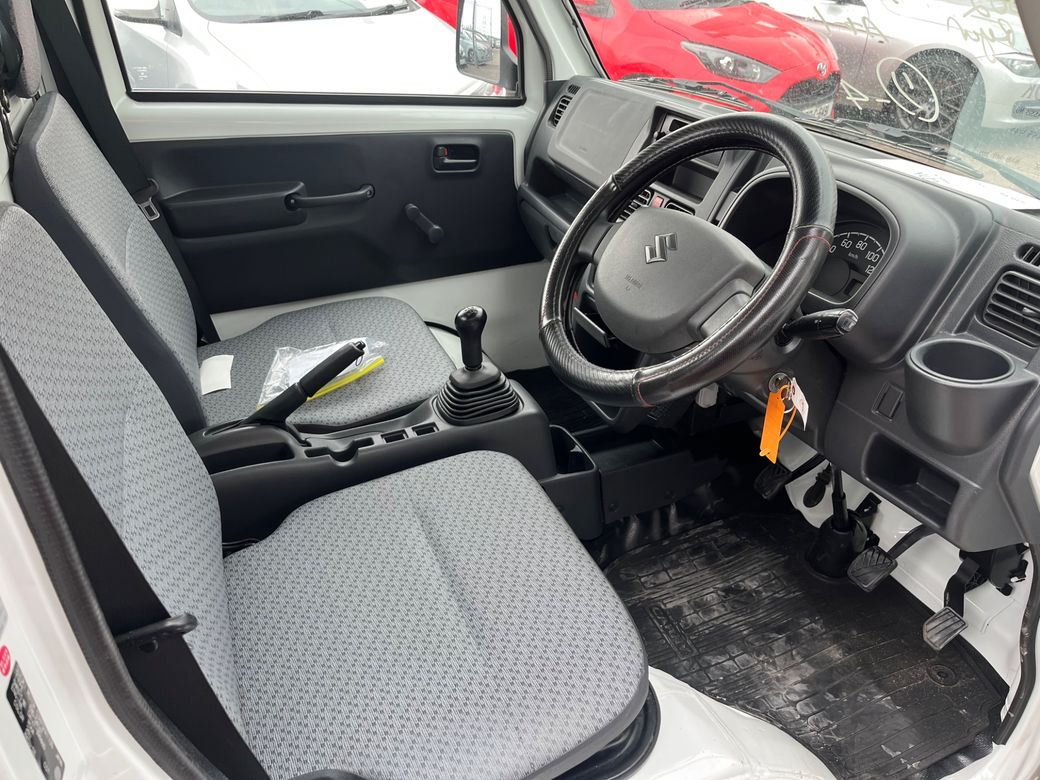 2018 Suzuki Carry Van