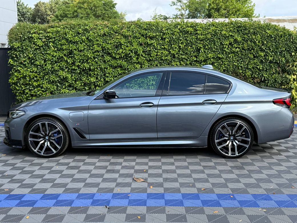2021 BMW 5 Series