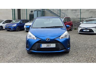 2017 Toyota Vitz