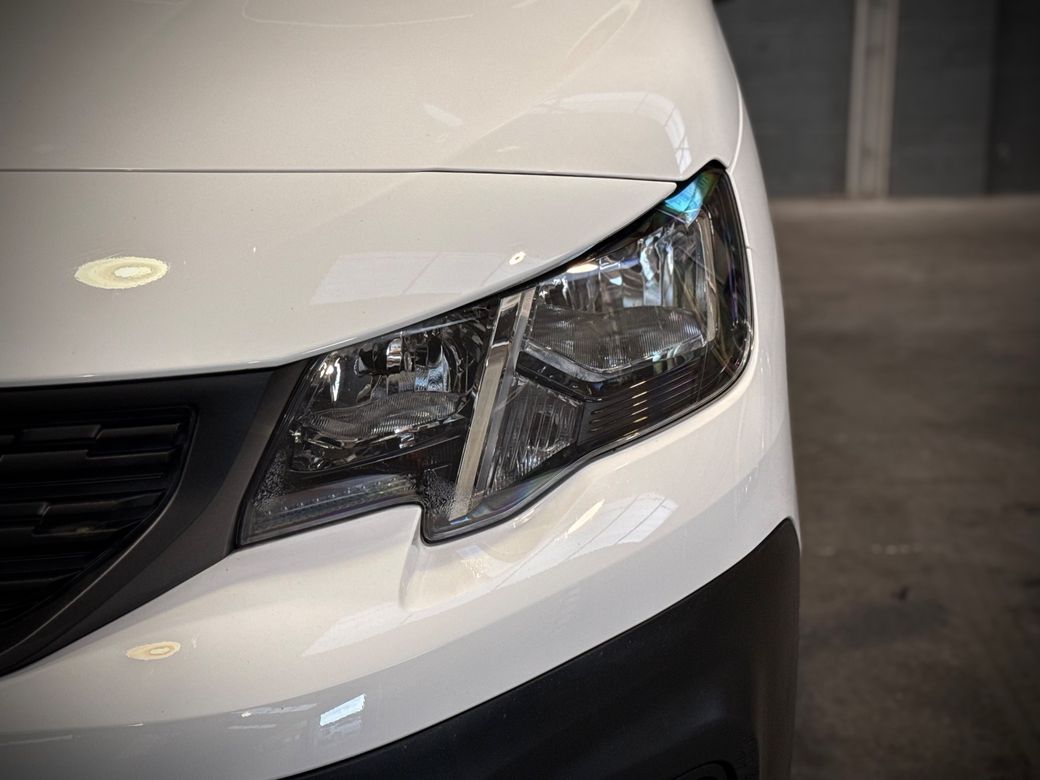 2022 Peugeot Partner