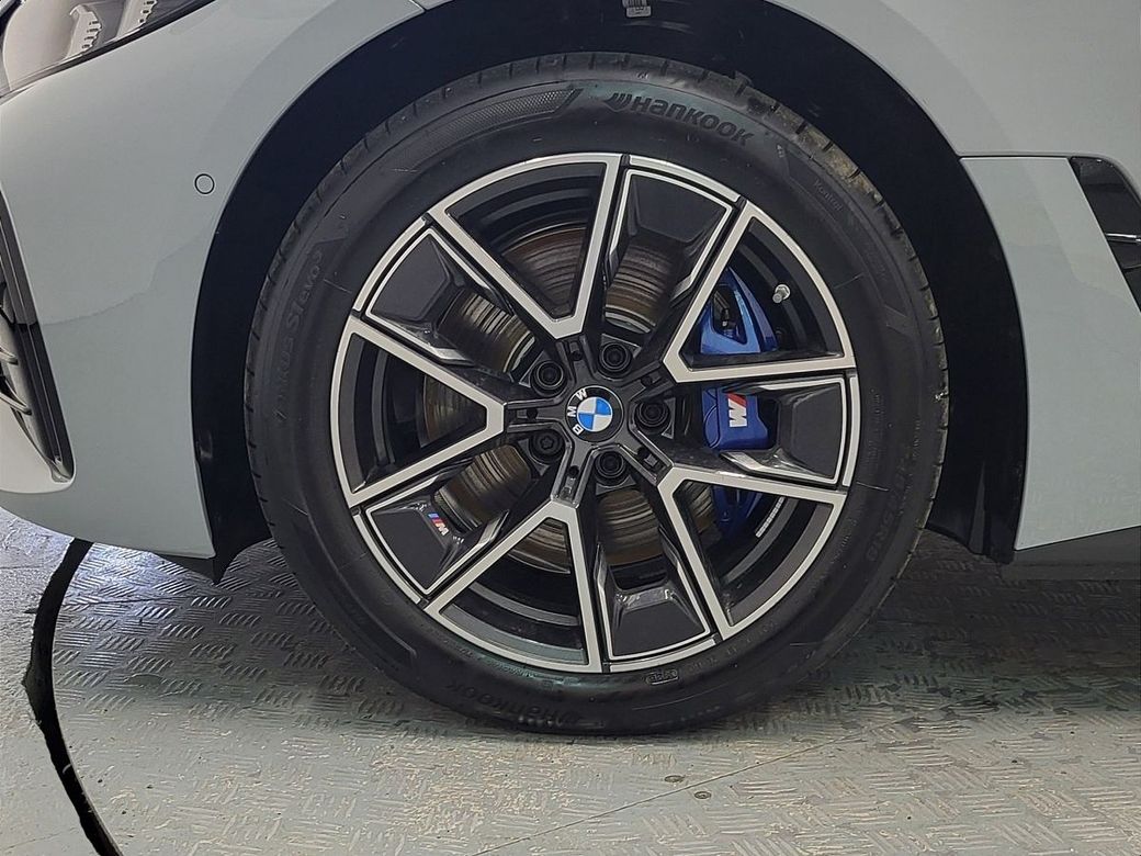 2026 BMW i4