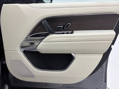 2025 Land Rover Range Rover