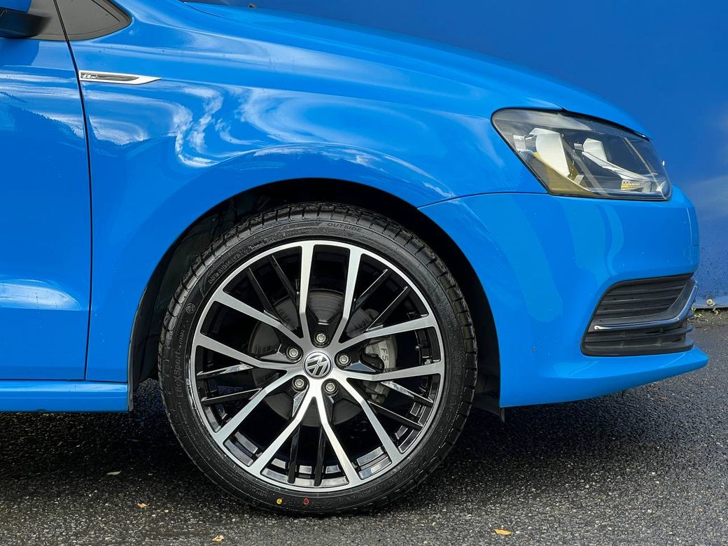 2015 Volkswagen Polo
