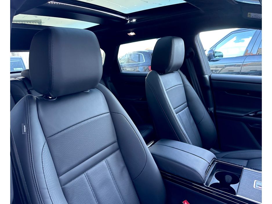 2025 Land Rover Range Rover Evoque