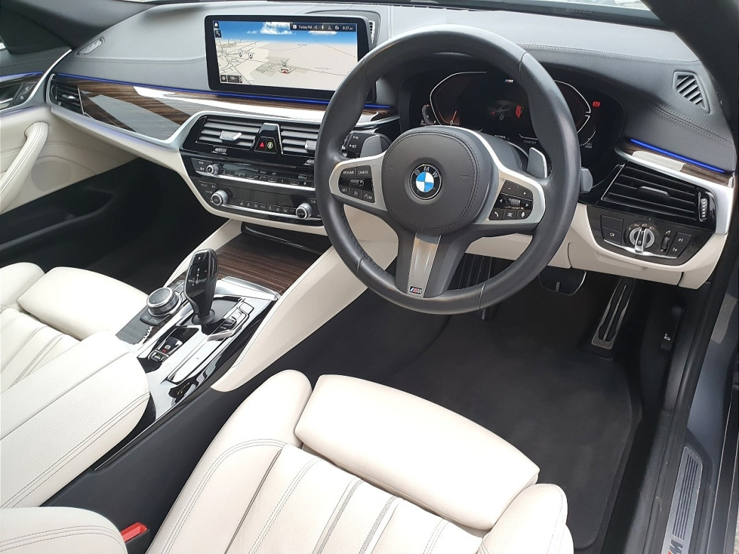 2022 BMW 5 Series