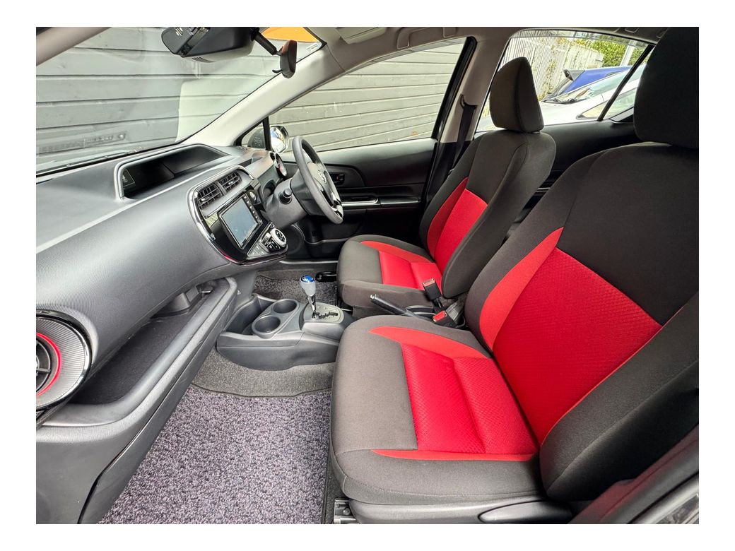 2015 Toyota Aqua