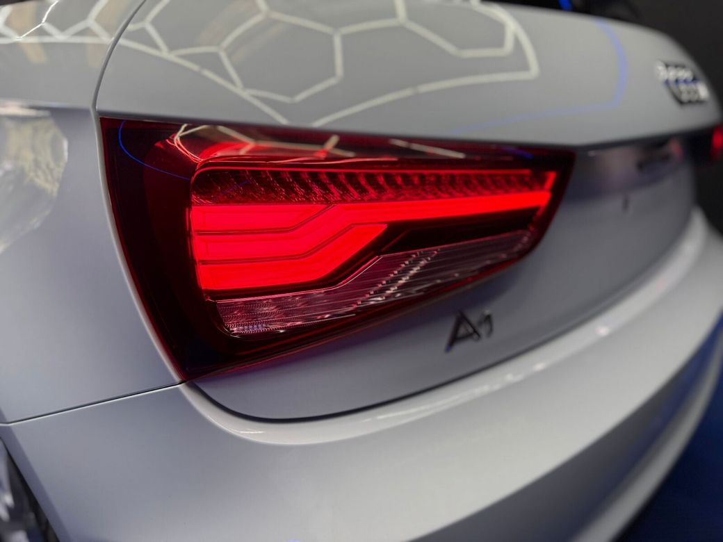 2016 Audi A1