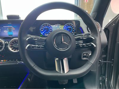 2025 Mercedes-Benz EQB