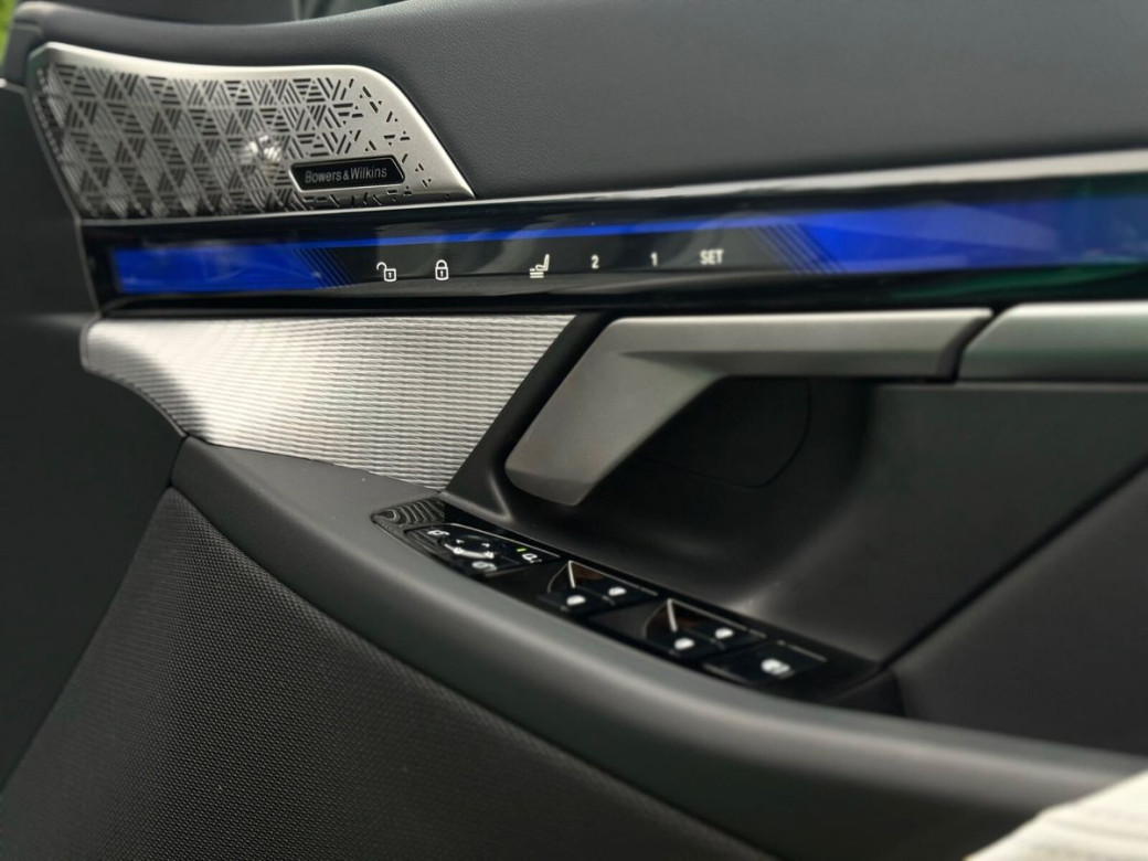 2025 BMW M5