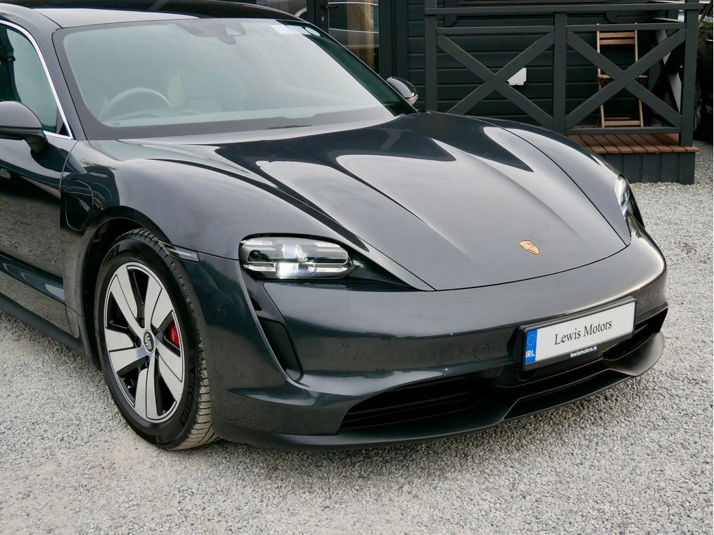 2023 Porsche Taycan
