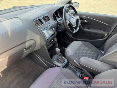 2017 Volkswagen Polo