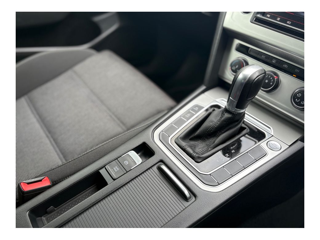 2015 Volkswagen Passat