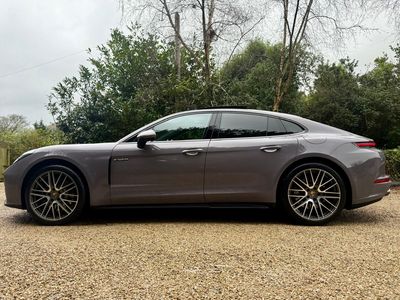 2024 Porsche Panamera