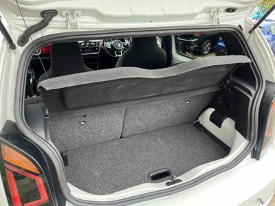 2018 Volkswagen up!