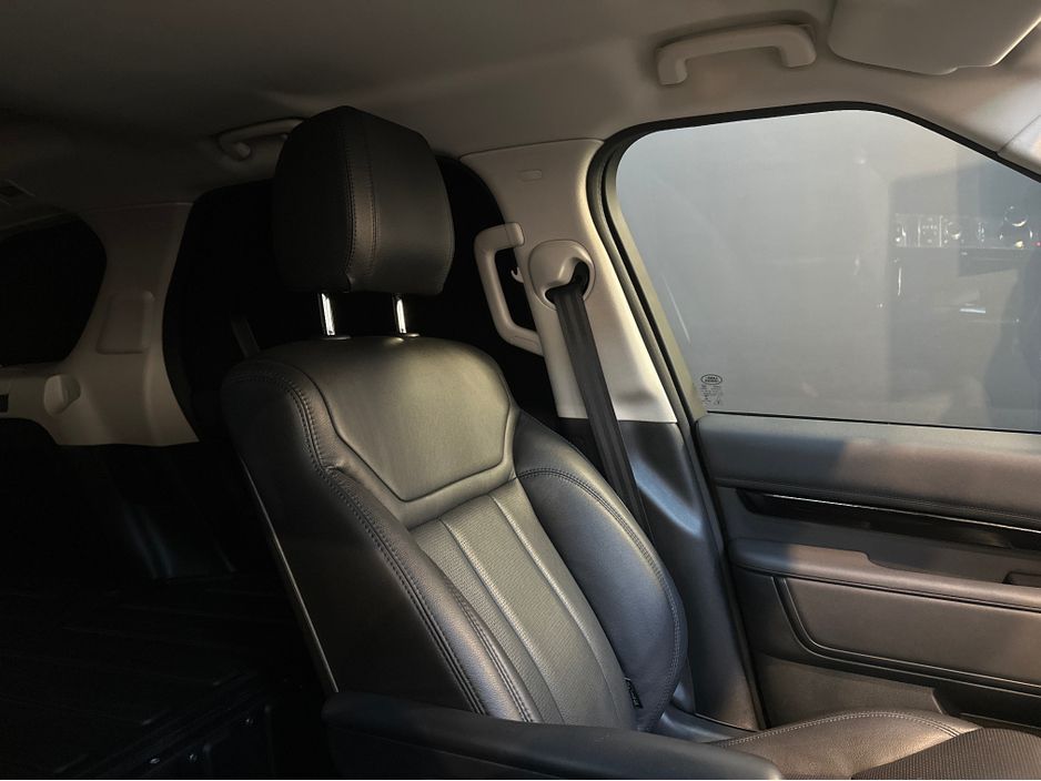 2020 Land Rover Discovery