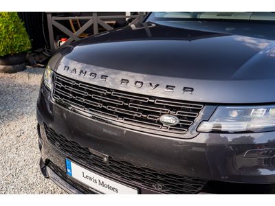 2025 Land Rover Range Rover Sport