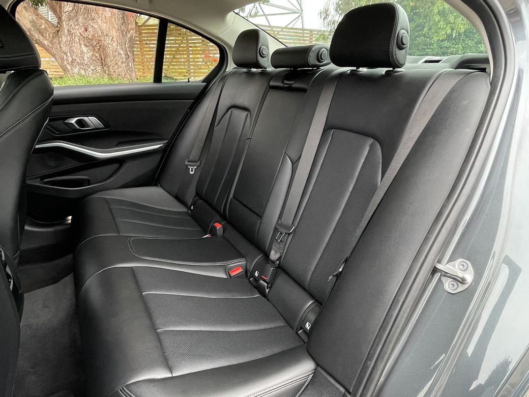 2021 BMW 3 Series