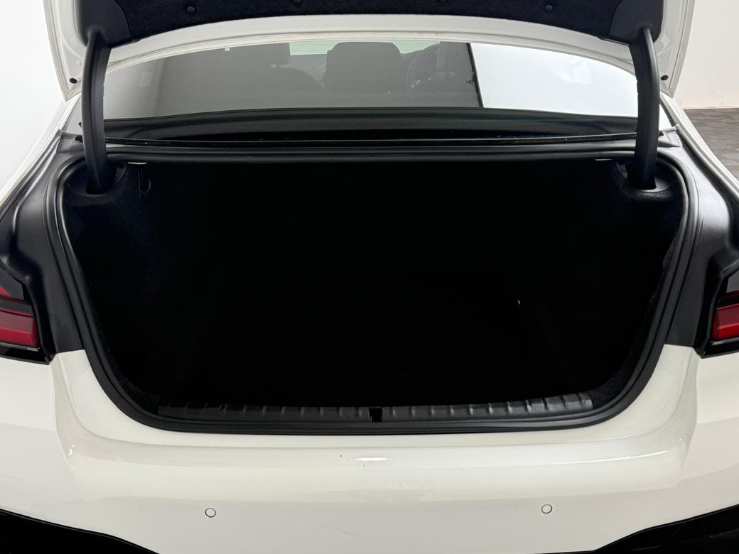 2023 BMW 5 Series