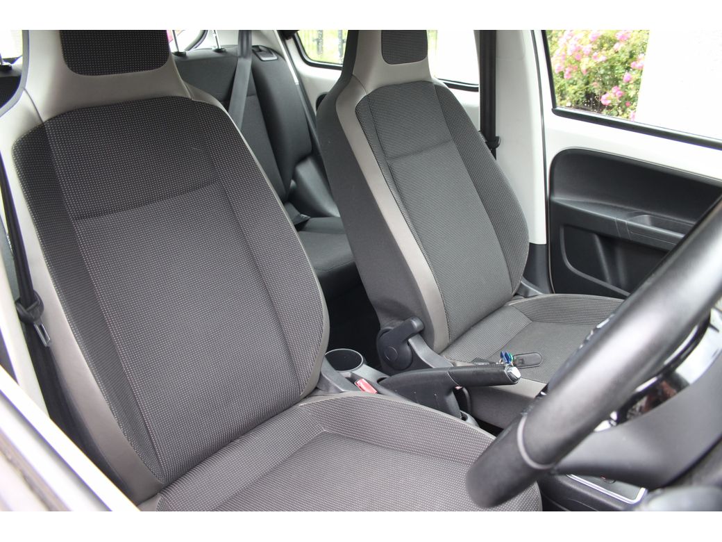 2013 Volkswagen up!