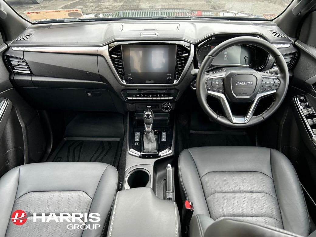 2025 Black Isuzu D-MAX