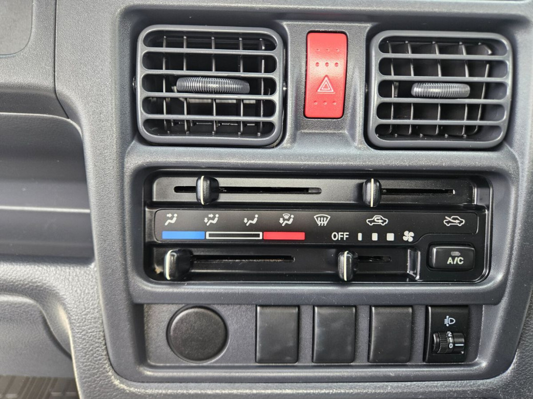 2014 Nissan Clipper