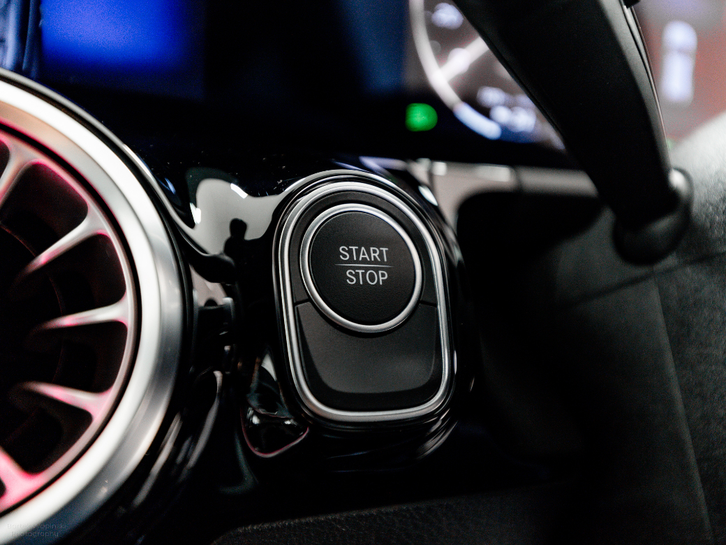 2025 Mercedes-Benz EQA