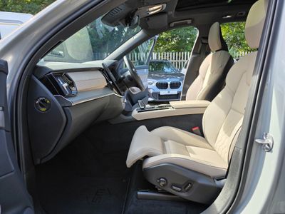 2025 Volvo XC90