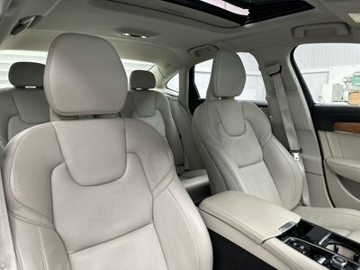 2020 Volvo S90