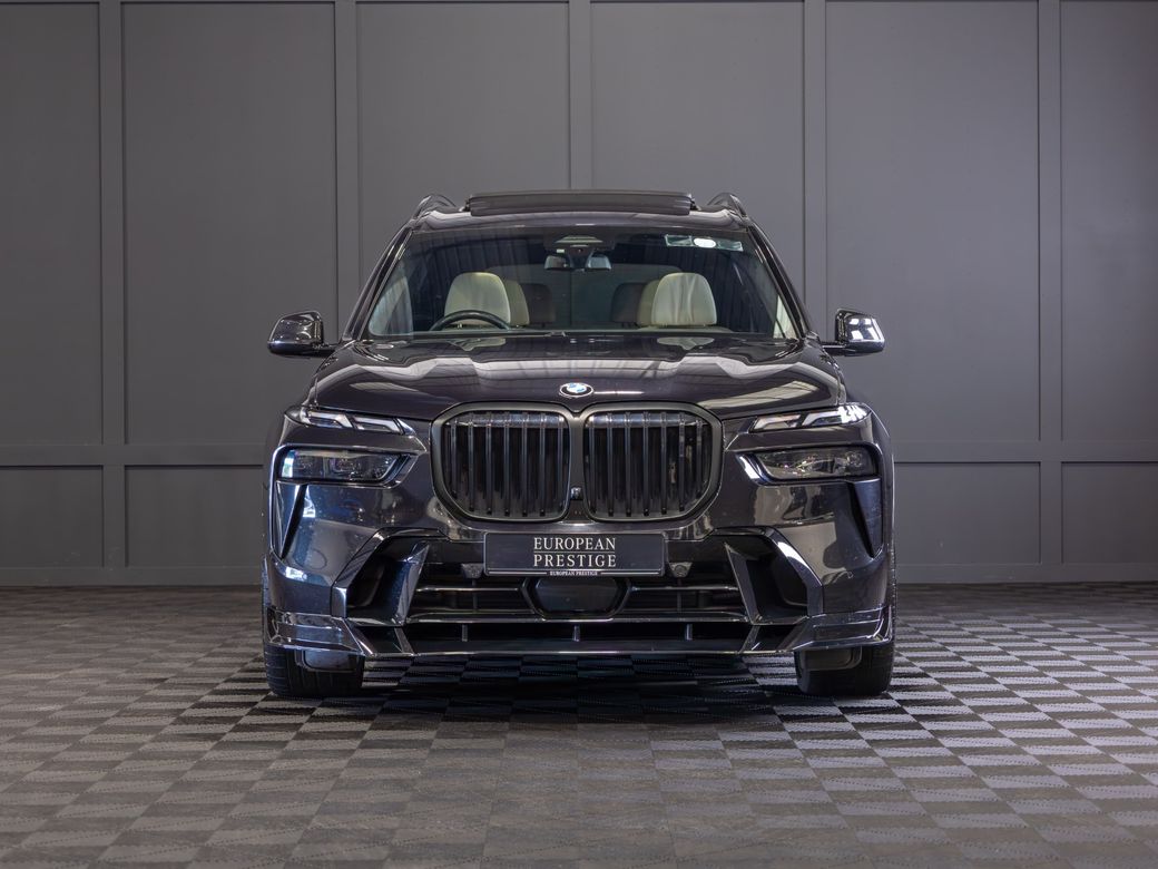 2022 BMW X7