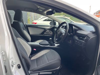 2016 Toyota Avensis