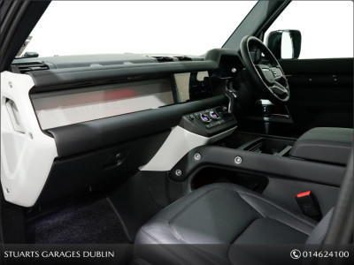 2023 Land Rover Defender